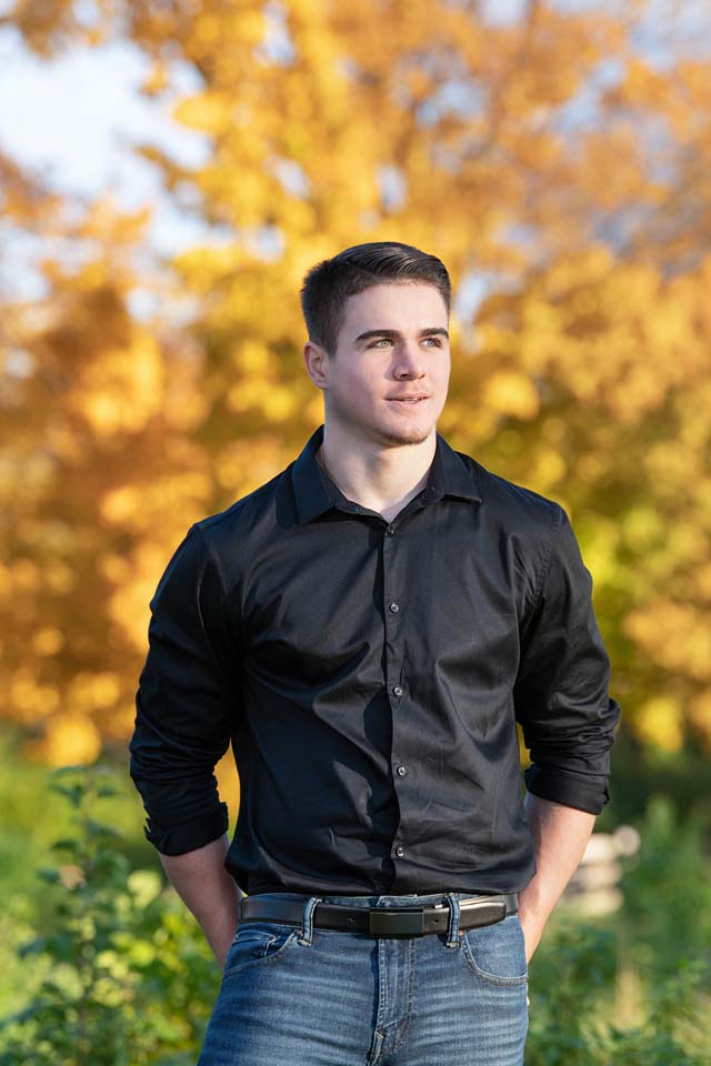 Carrie White Photography: Headshots & Portraits in Plainfield IL portfolio image 8